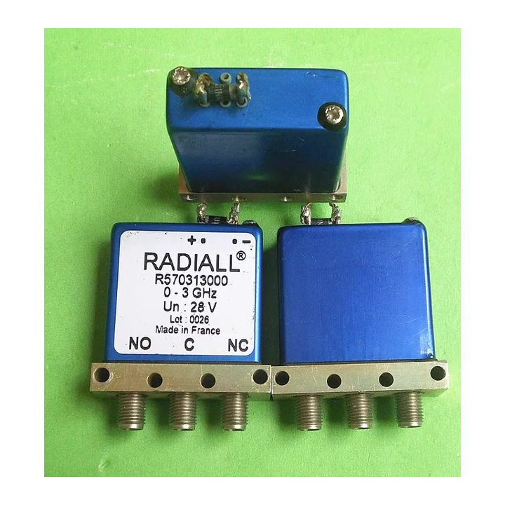 RADIALL R570315000 R570313000  переключатель 3 ГГц 24 в
