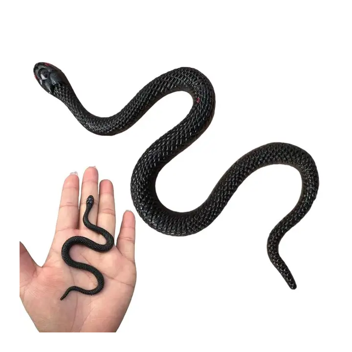Игрушечная змея Anaconda из пластика
