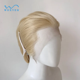 Синтетический парик Widow's Peak 613 светло-русого цвета