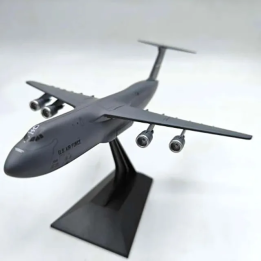 Модель самолета HYINUO C-5 Galaxy 1:400