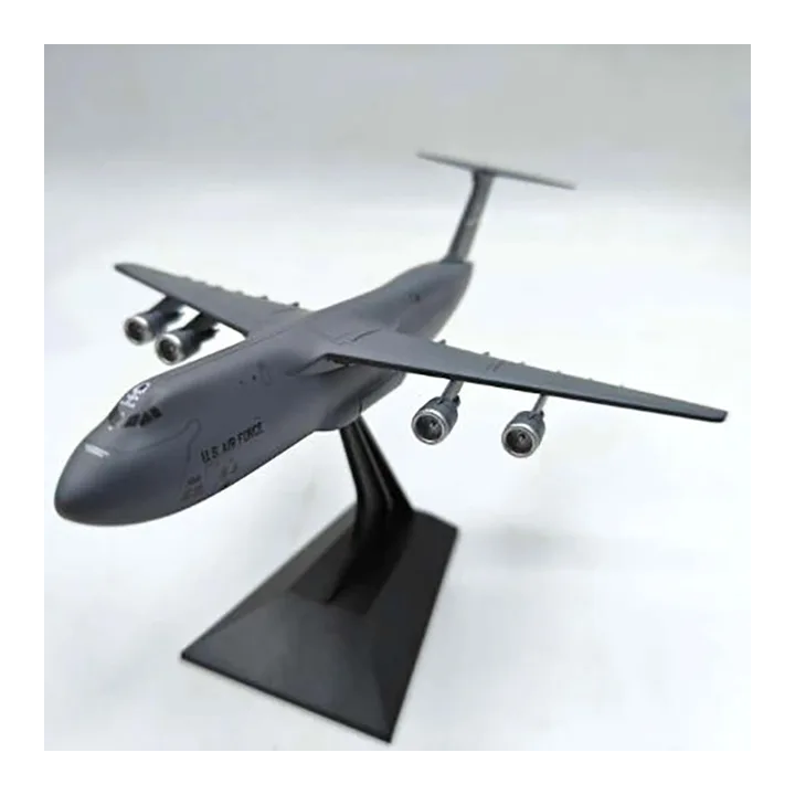 Модель самолета HYINUO C-5 Galaxy 1:400