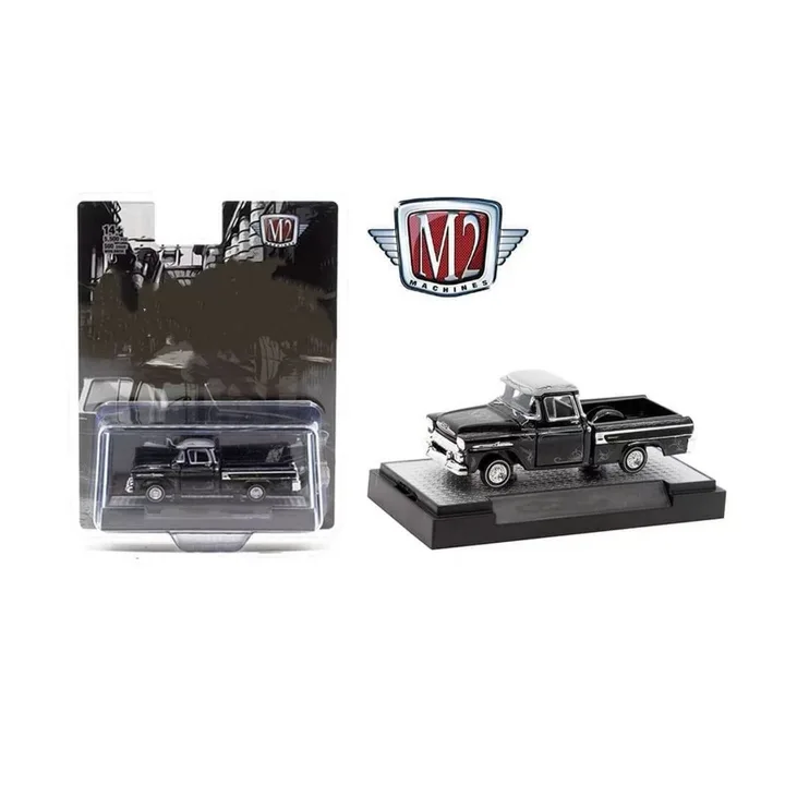 Коллекционные модели автомобилей M2 Machines 1:64